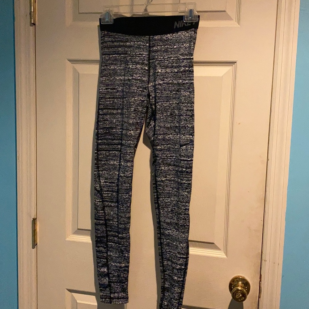 Nike pro warm static leggings